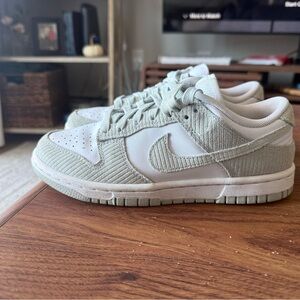 Nike Dunks